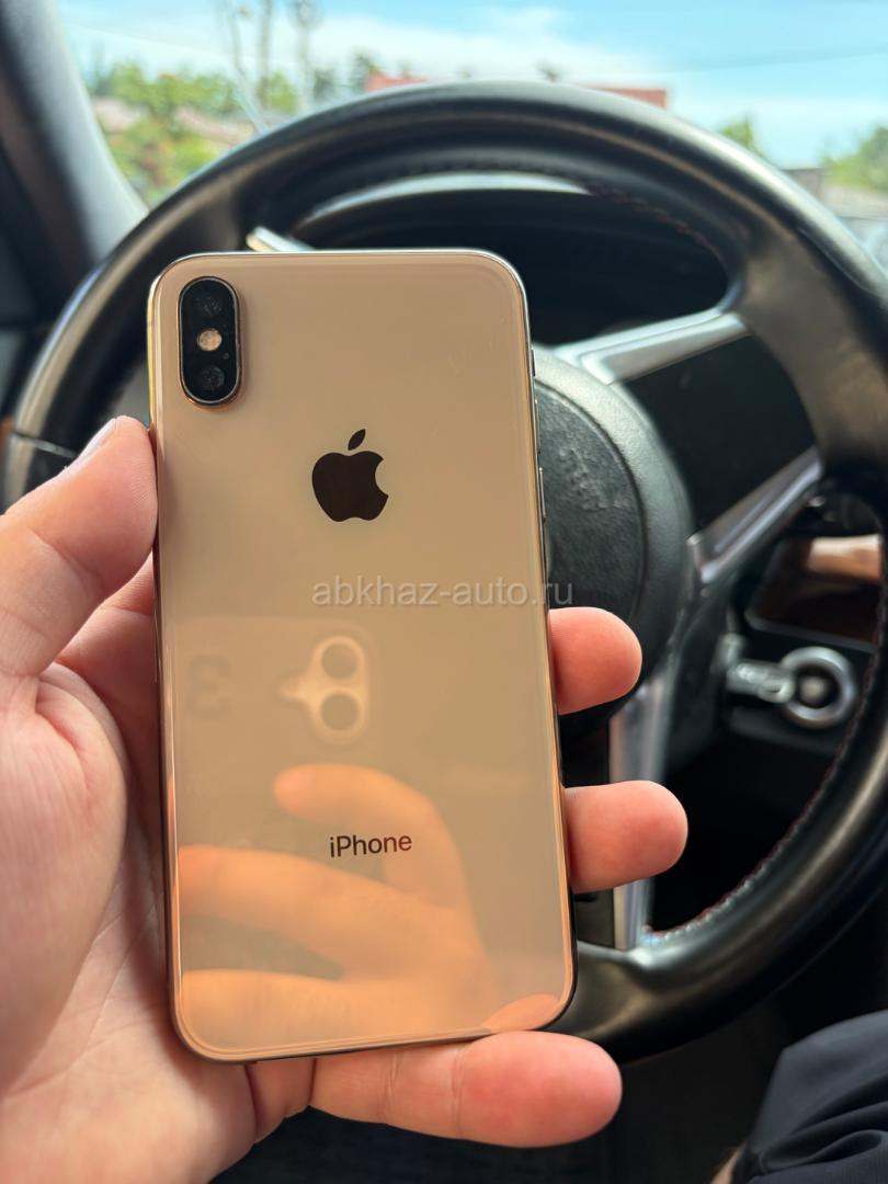 iPhone XS