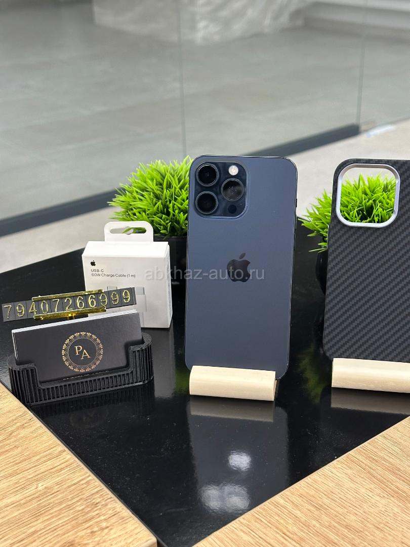 iPhone 15 pro 256 gb