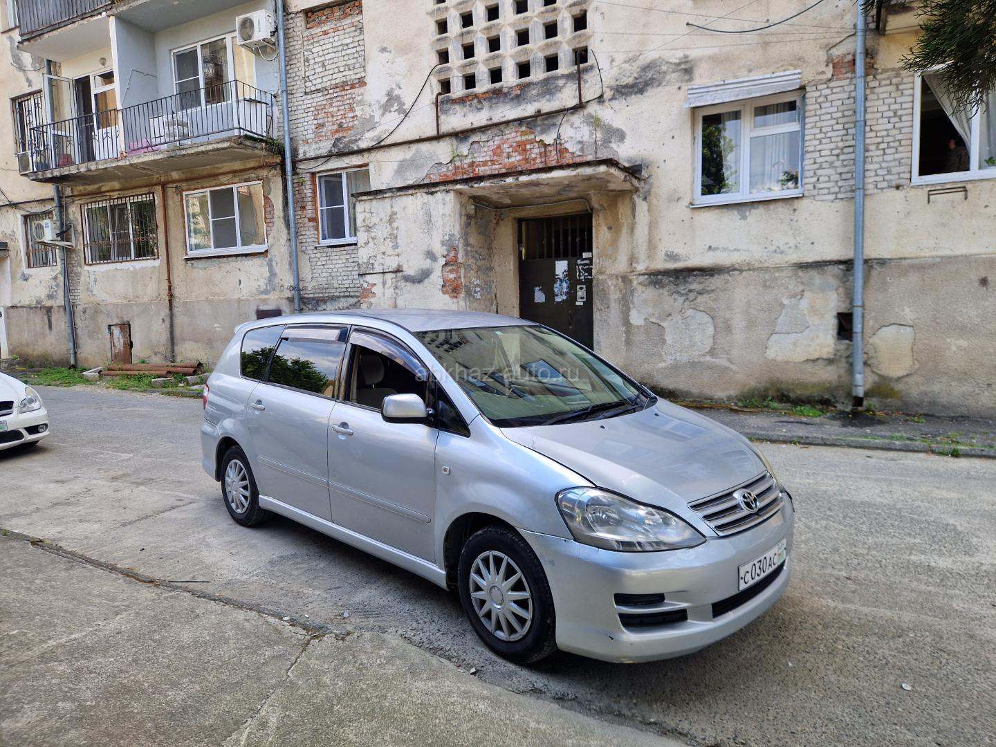 Toyota Ipsum