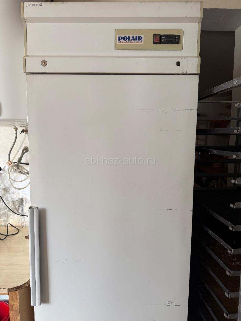 Продается профессиональный 700л холодильник