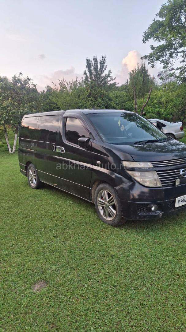 Nissan Elgrand