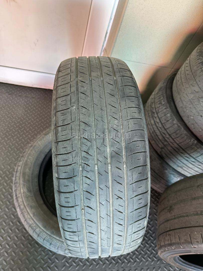 215 60 R16 две штуки