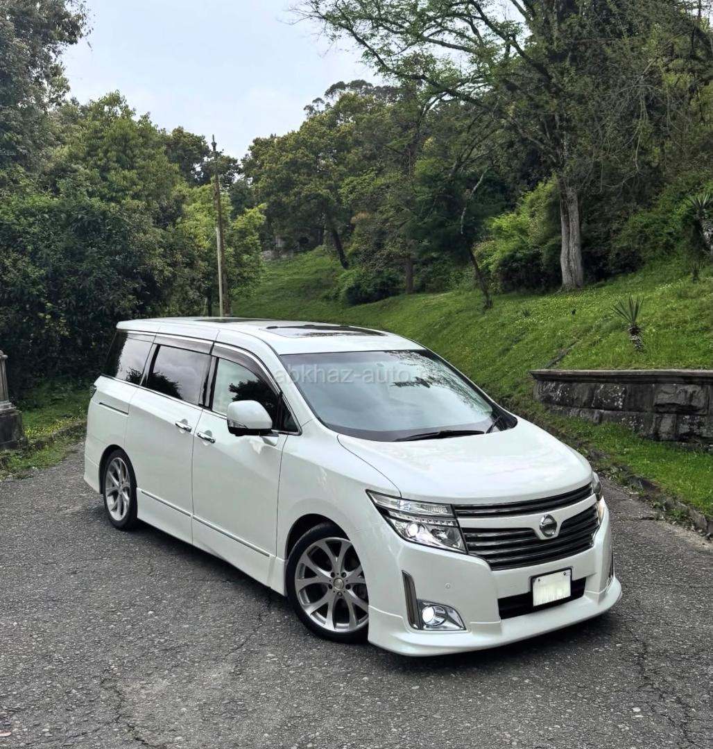 Nissan Elgrand