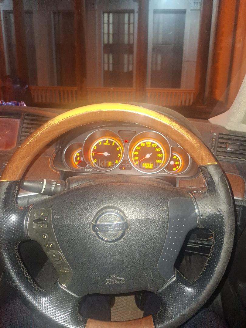 Nissan fuga