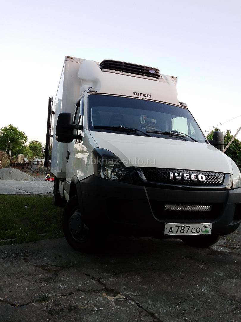 9513777
