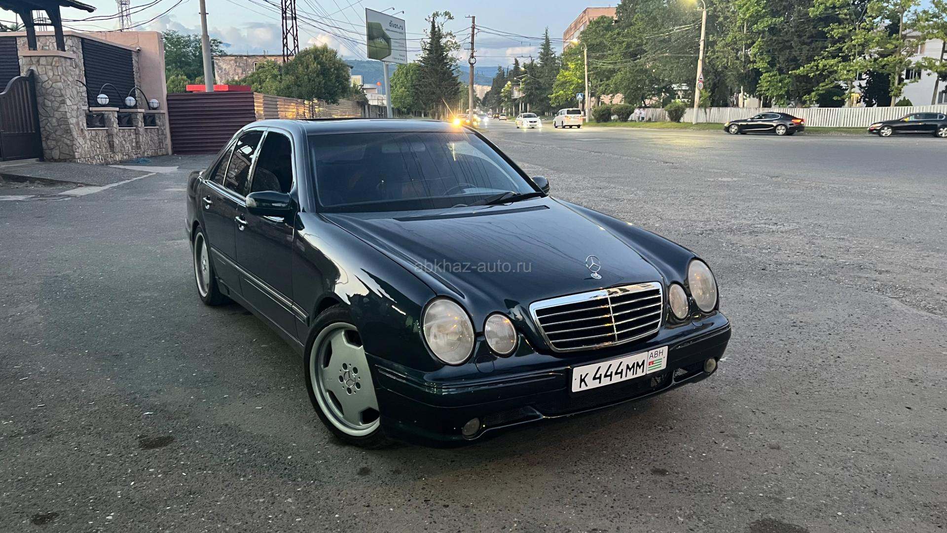 Mercedes-Benz E-Класс