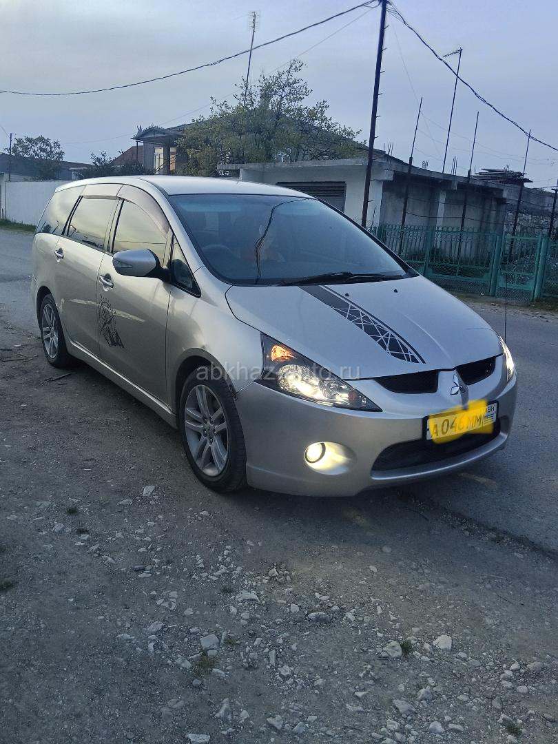 Mitsubishi Grandis