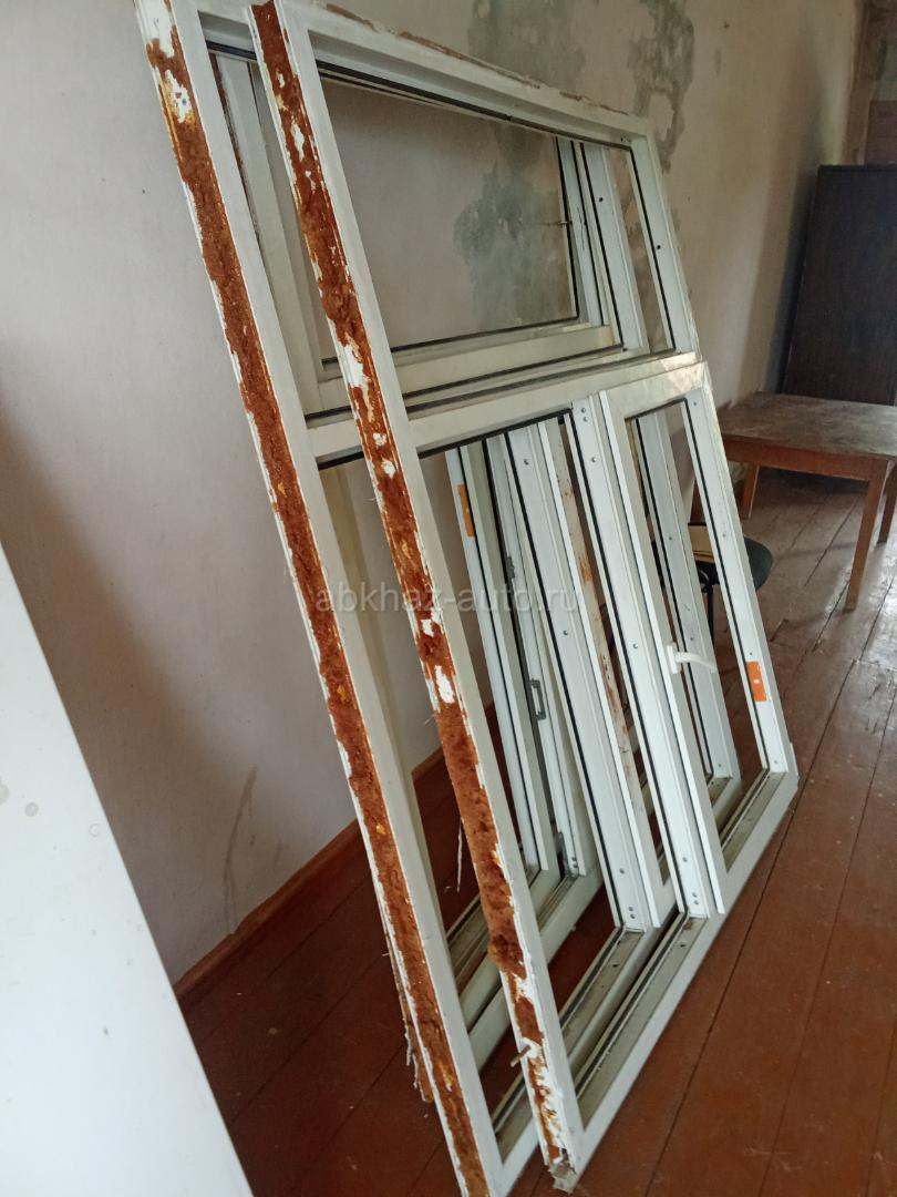 Продаются б/у окна