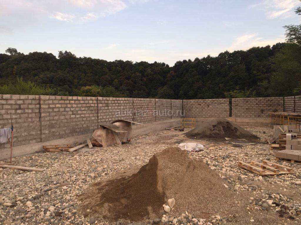 Турбаза ,со всеми документами, до моря километр.