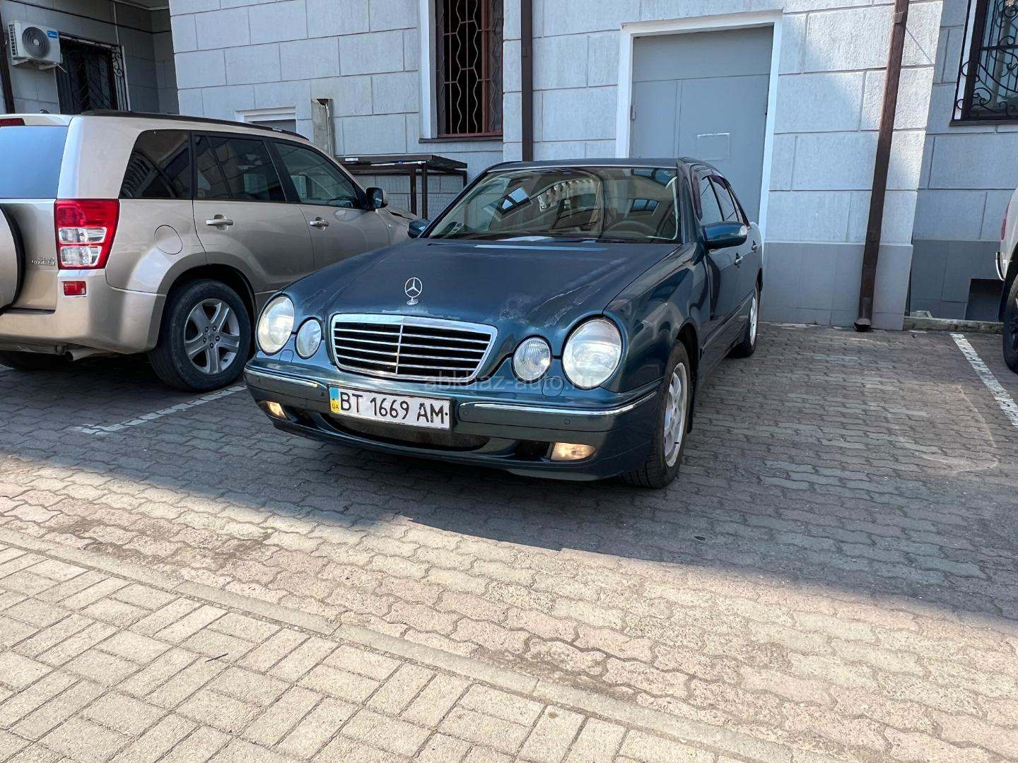 Mercedes-Benz E-Класс
