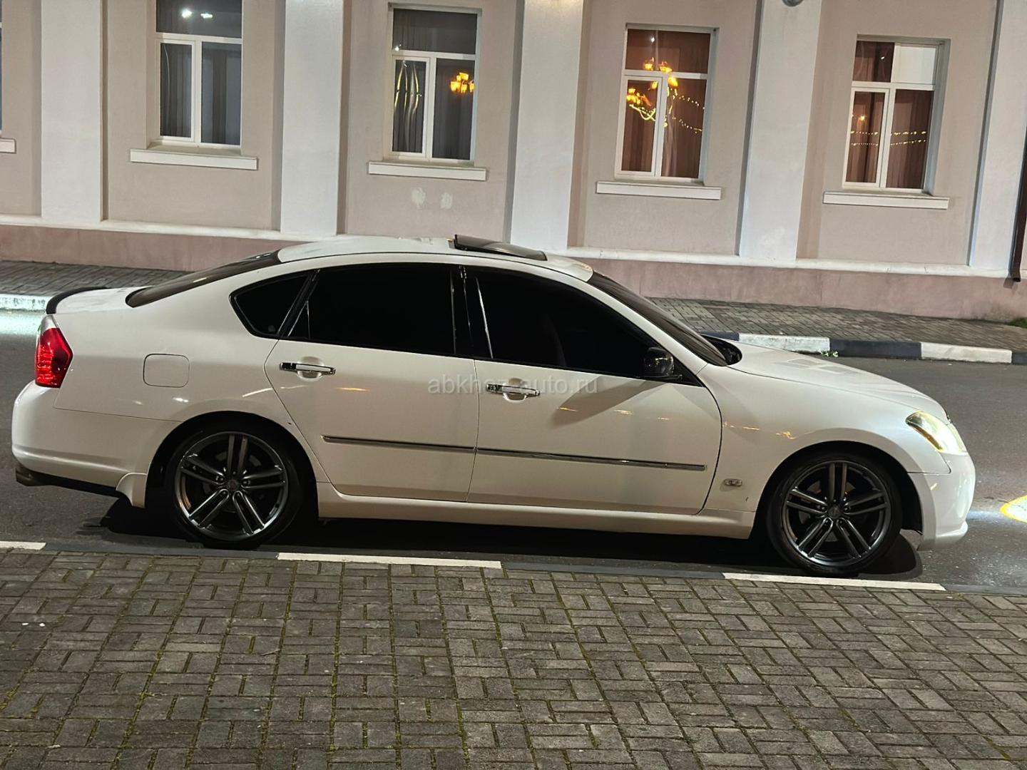 Nissan Fuga