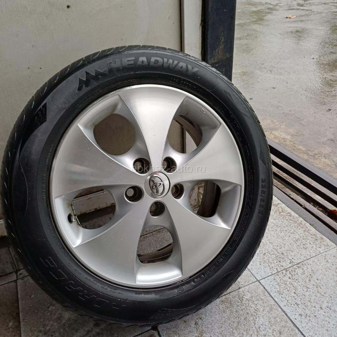 R17 225/55