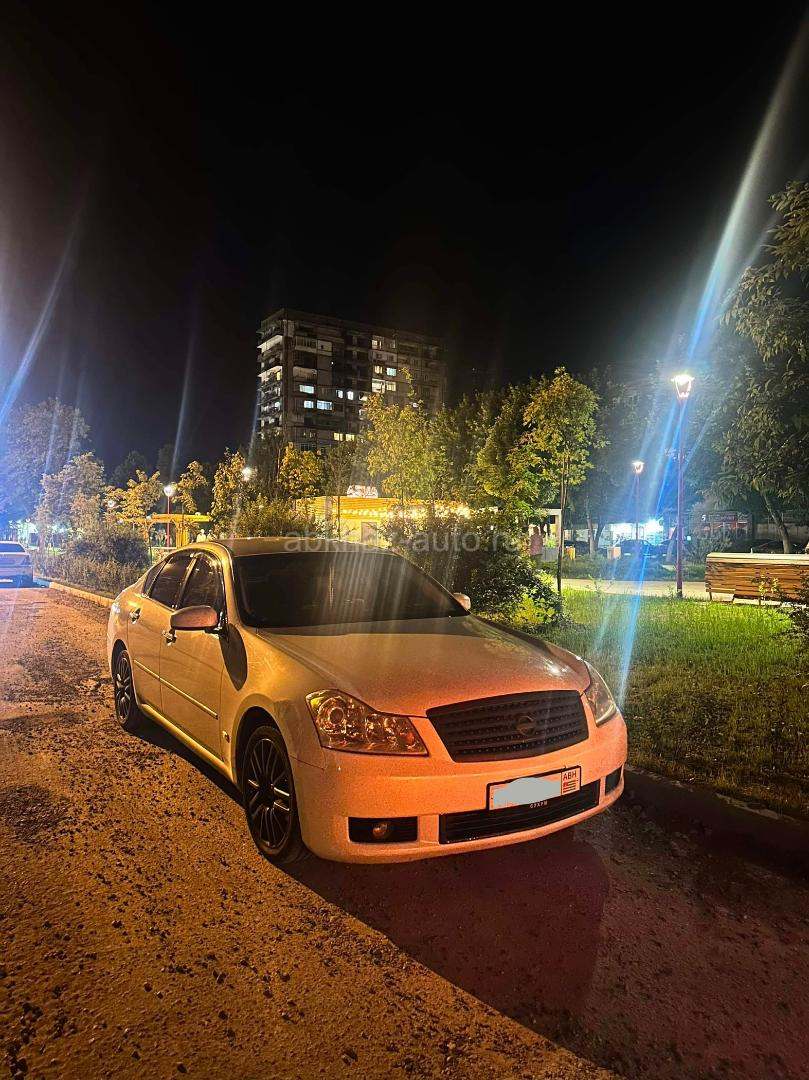 Nissan fuga