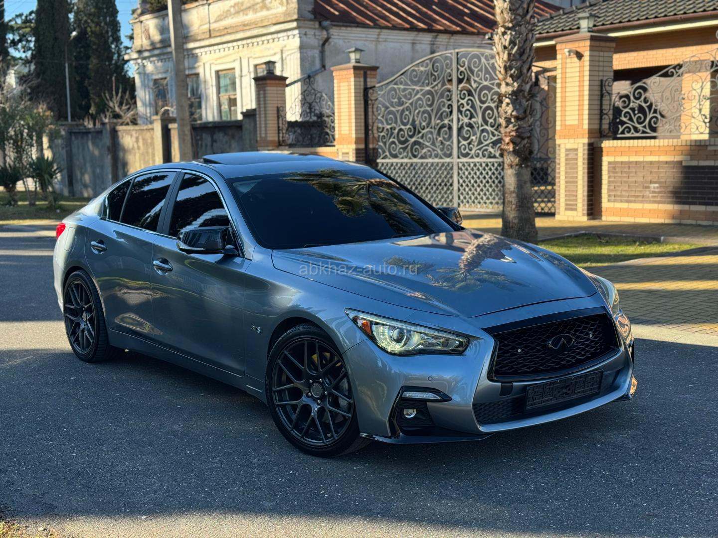 Infiniti Q45