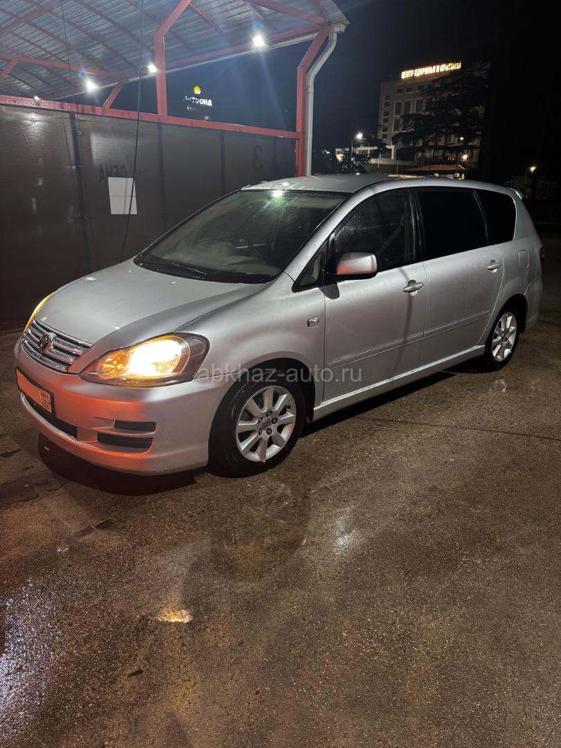 Toyota Ipsum