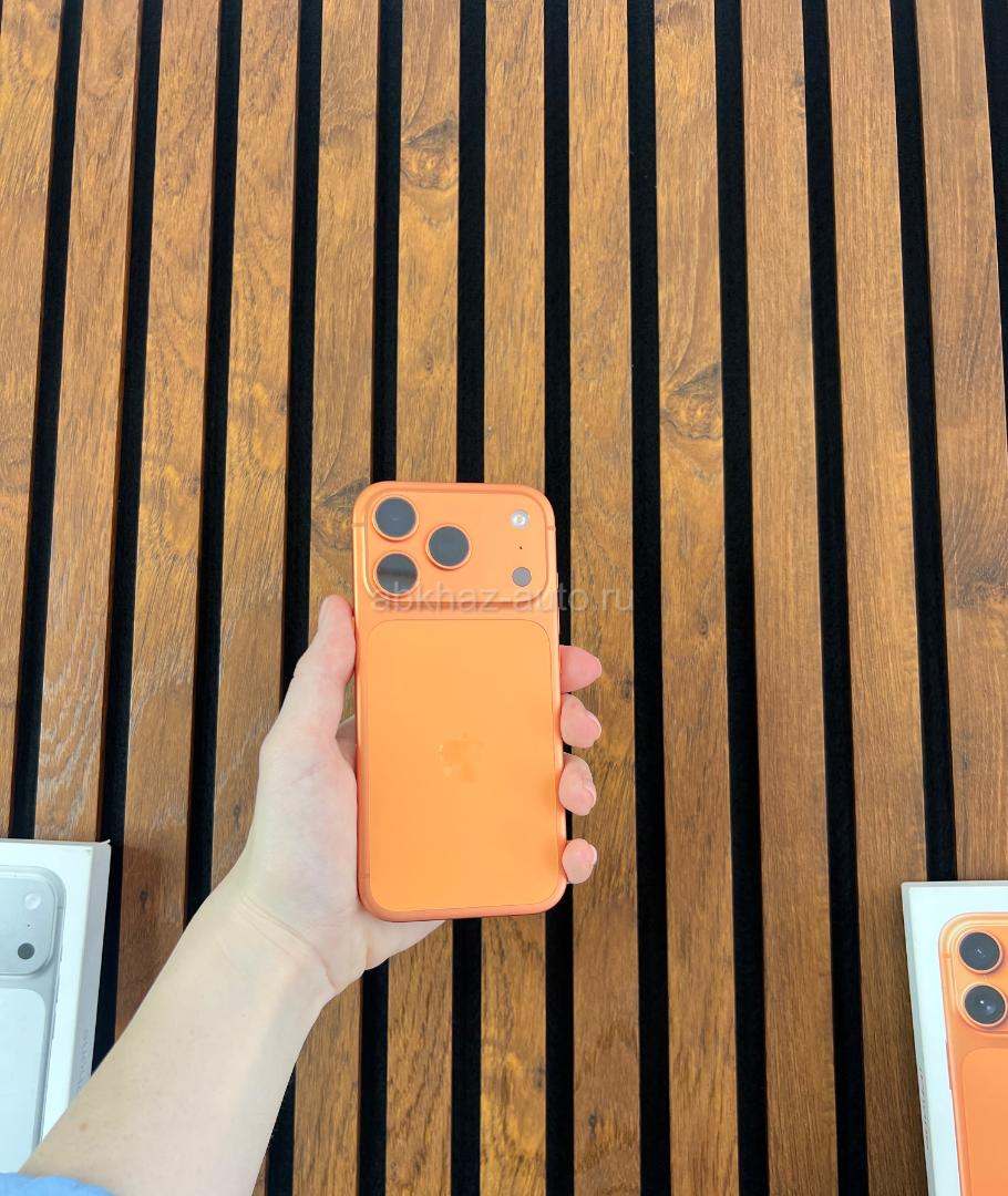 iPhone 17 pro 256 gb 🔋100%