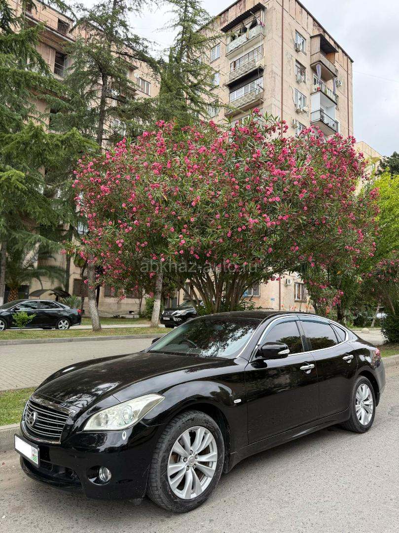 Nissan Fuga