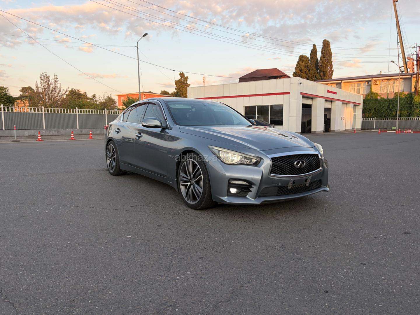 Nissan Skyline