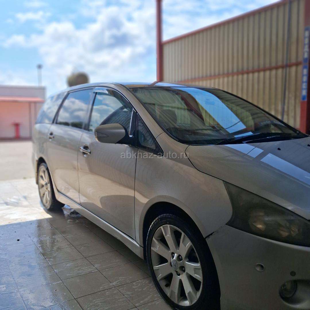 Mitsubishi Grandis