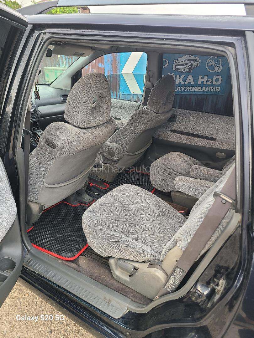 Mitsubishi Space Wagon