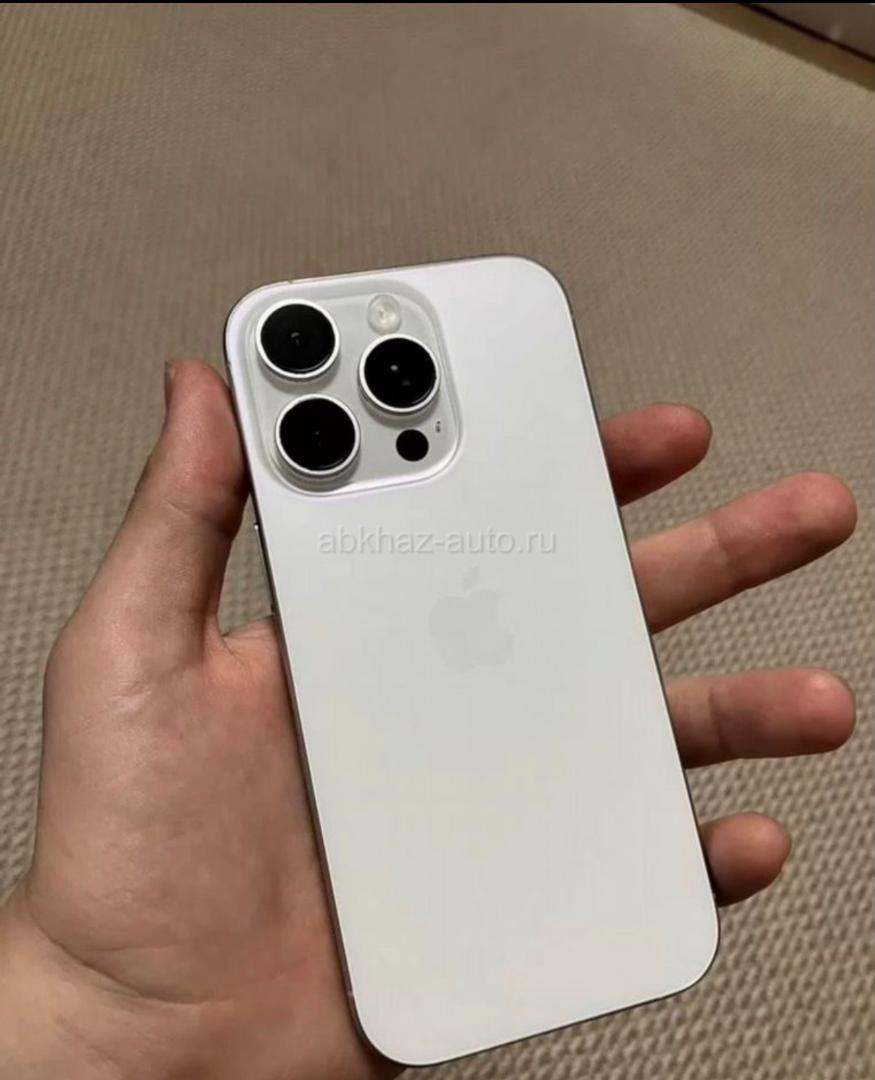 iPhone 16 Pro 256 ГБ