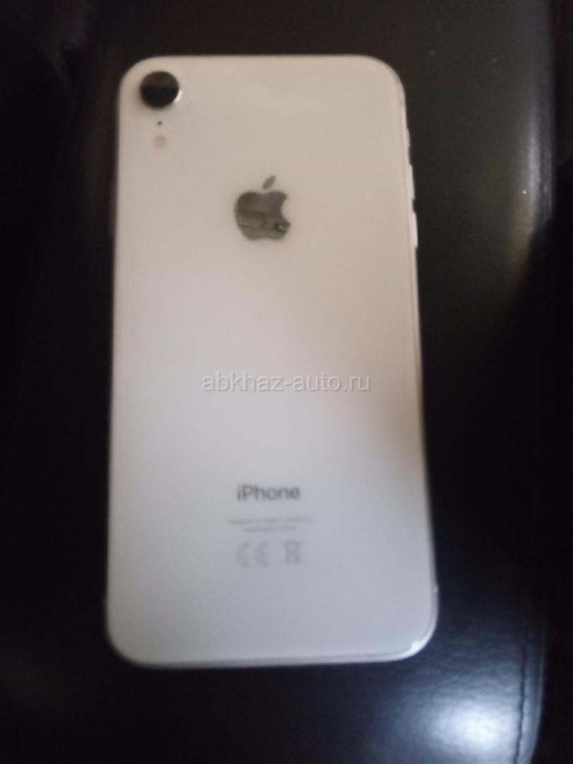 iPhone XR 64 ГБ