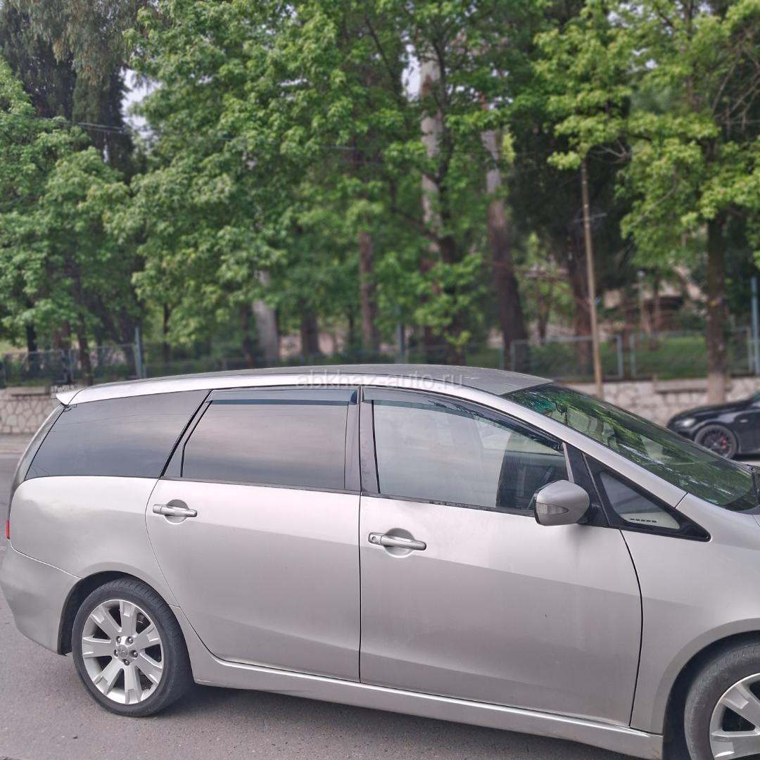 Mitsubishi Grandis
