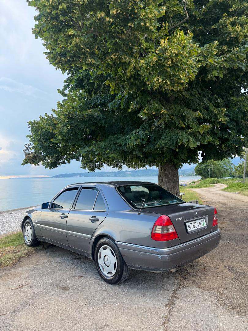 Mercedes-Benz C-Класс