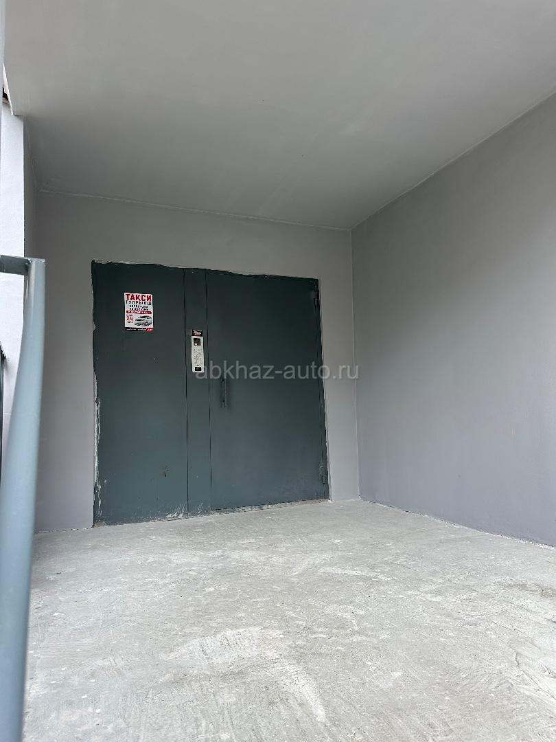Продам 3х комн.квартиру(100кв.м) Агудзера
